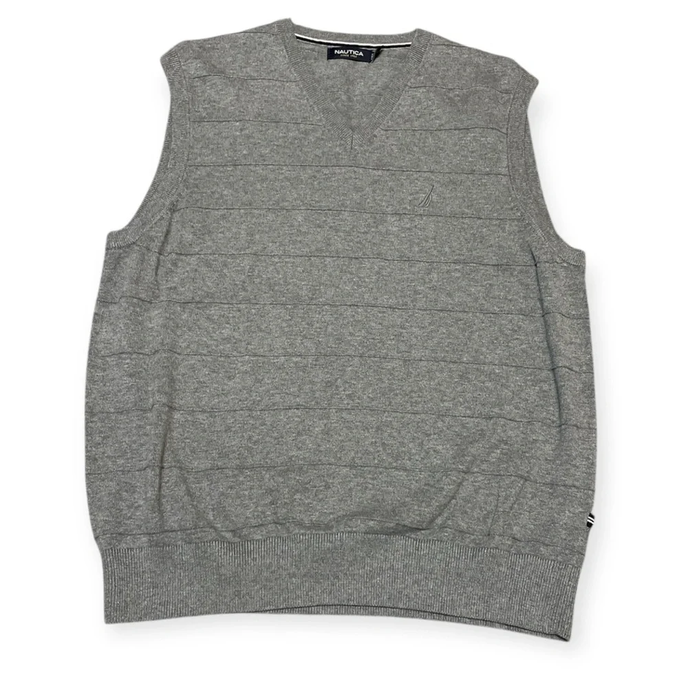 Men's Nautica Sweater Vest 100% Cotton Gray w Horizontal Textured Ribs Size M